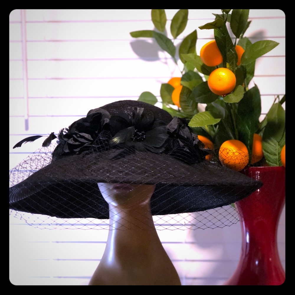 Ladies Dress Hat
